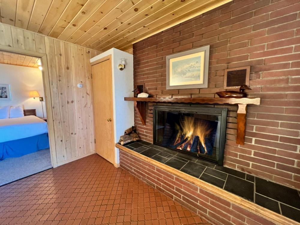 Thomsonite Inn On Lake Superior Grand Marais Dış mekan fotoğraf